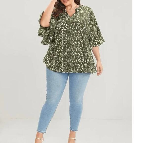 2/$25  Size 12 •  Large • BloomChic • Leopard Print V Neck Ruffle Sleeve Blouse - Picture 2 of 5